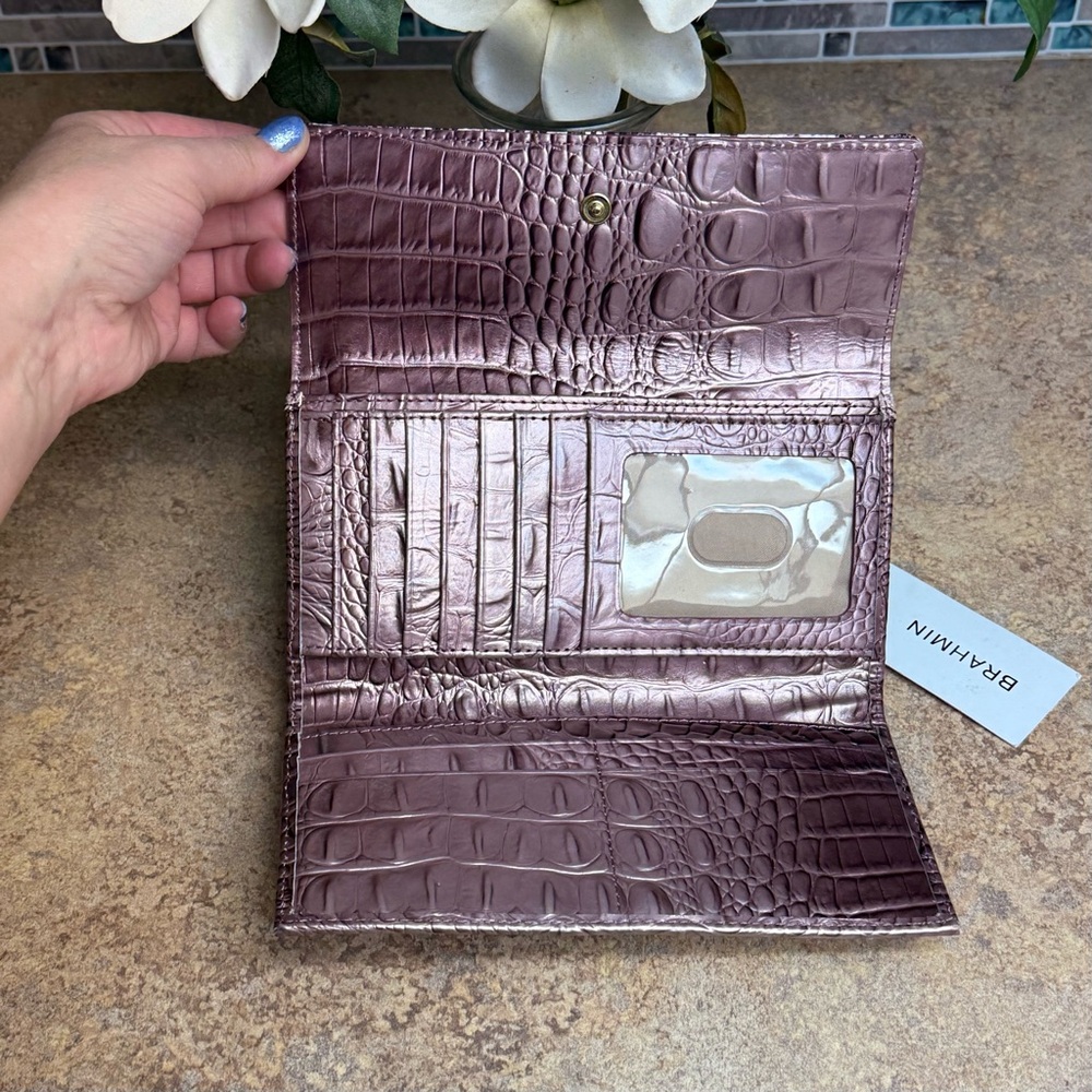 RARE Brahmin mellow Rose Jasmine Croc-Embossed Leather Wallet - Picture 3 of 6